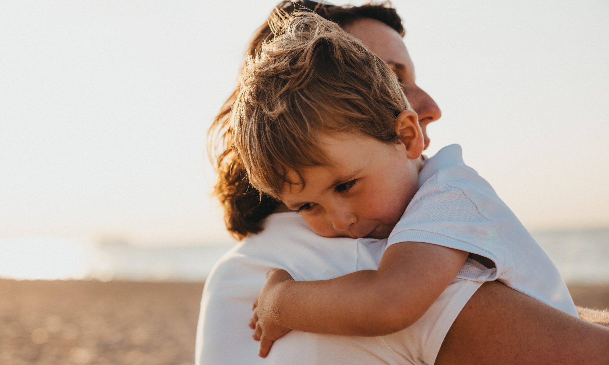 ¿Cuándo debe ir un niño a terapia y cuándo los papás?